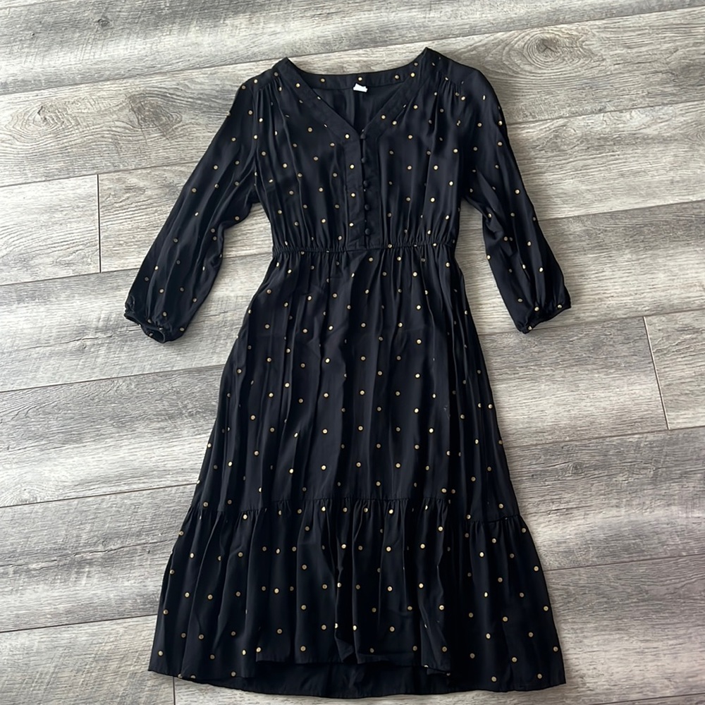 Adorable midi polka dot dress